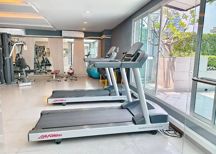 2 Bedroom With Rooftop Pool Sukhumvit Bts Nana Apartment Bangkok